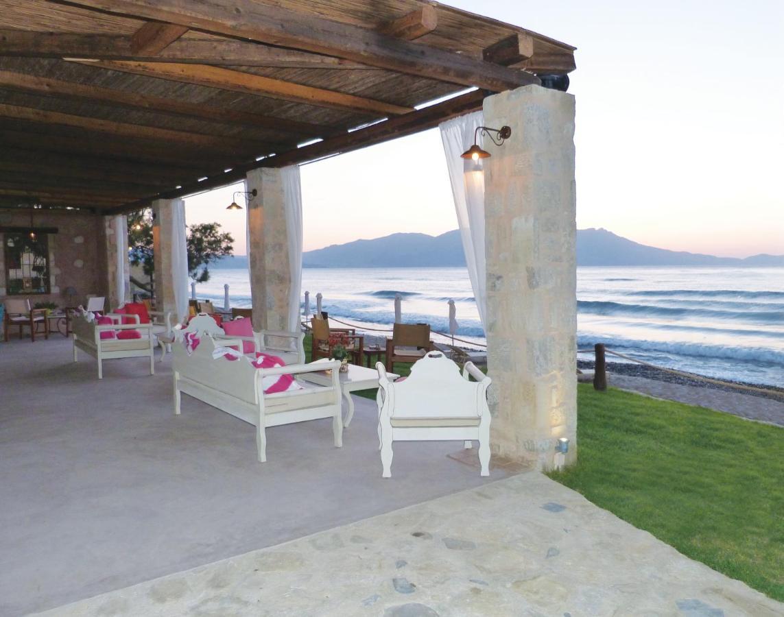 Azure Beach Villas Kissamos Ngoại thất bức ảnh